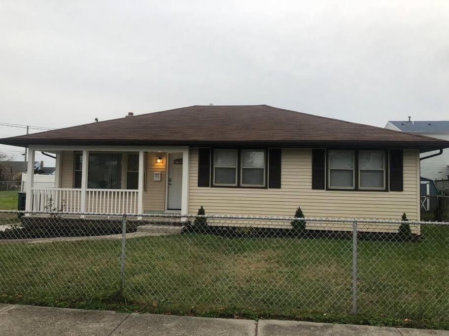 Quiet Neighborhood. Close To Casinos And Beach. *